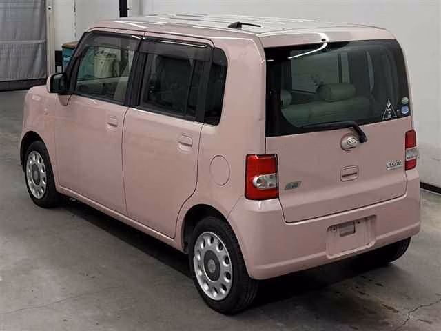 DAIHATSU MOVE CONTE