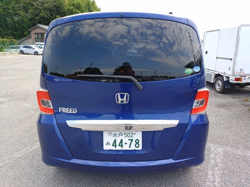 HONDA FREED