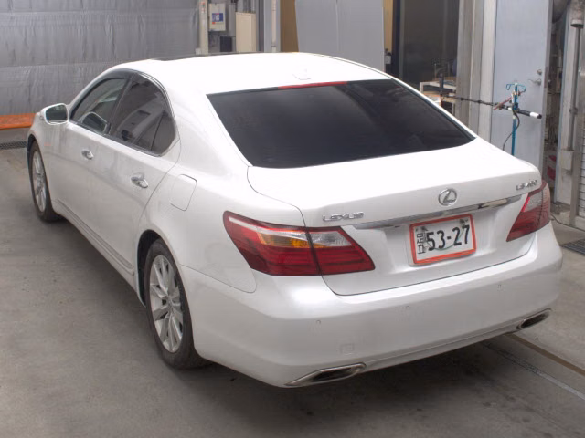 LEXUS LS460