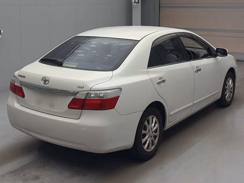 TOYOTA PREMIO