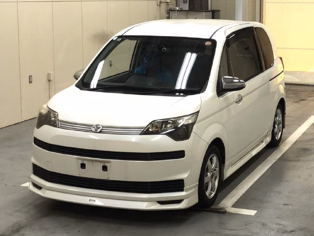 TOYOTA SPADE