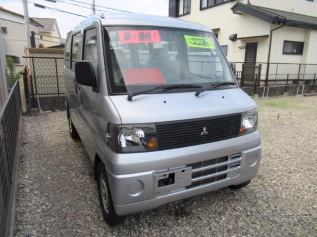 MITSUBISHI MINICAB