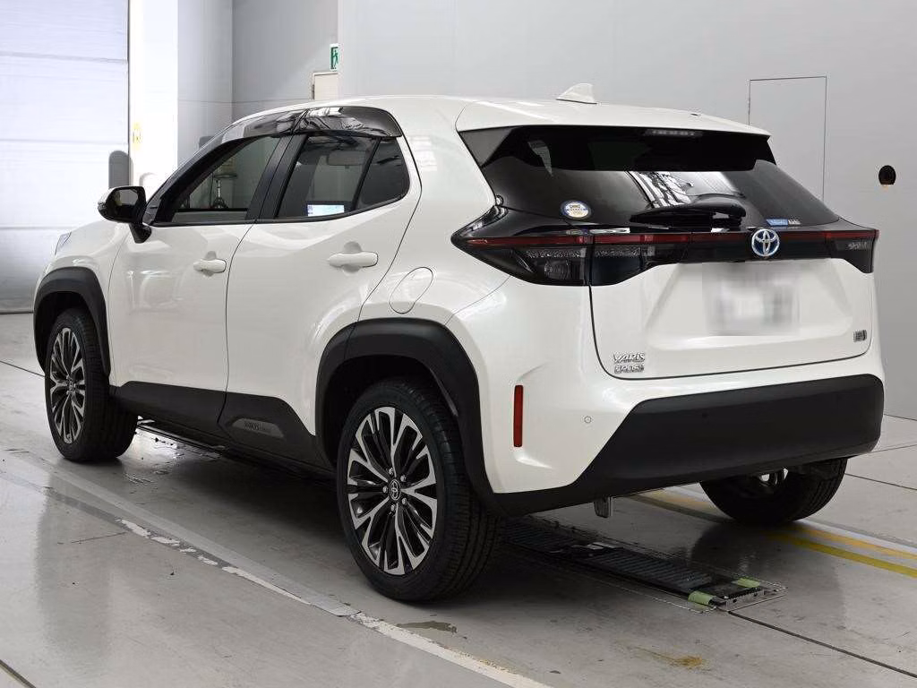 TOYOTA YARIS CROSS