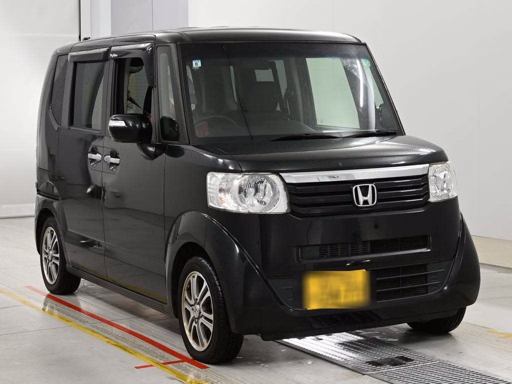 HONDA N-BOX