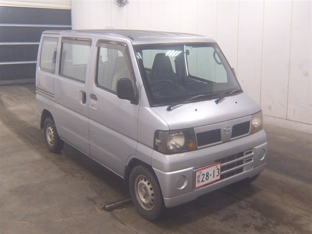 NISSAN CLIPPER