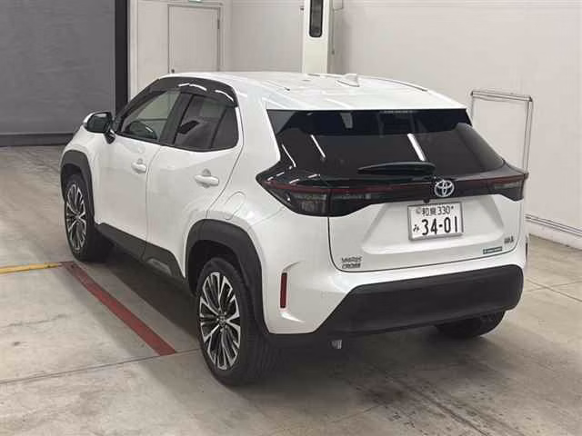 TOYOTA YARIS CROSS