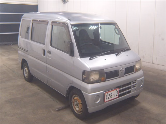 NISSAN CLIPPER