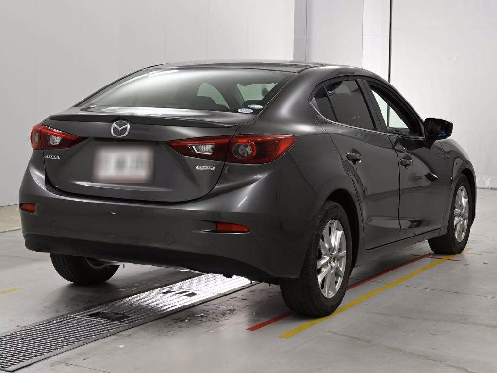 MAZDA AXELA
