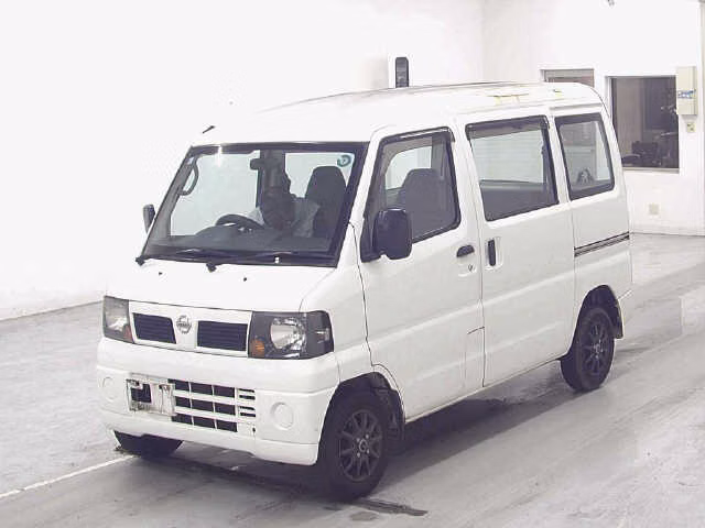 NISSAN CLIPPER