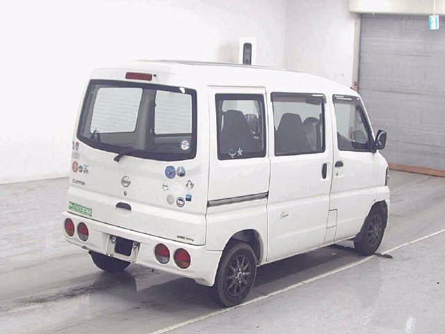 NISSAN CLIPPER