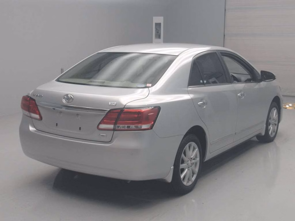 TOYOTA PREMIO