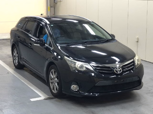 TOYOTA AVENSIS