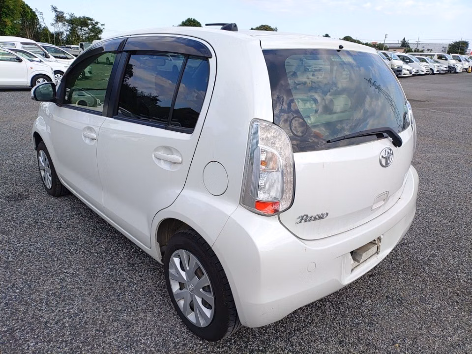 TOYOTA PASSO
