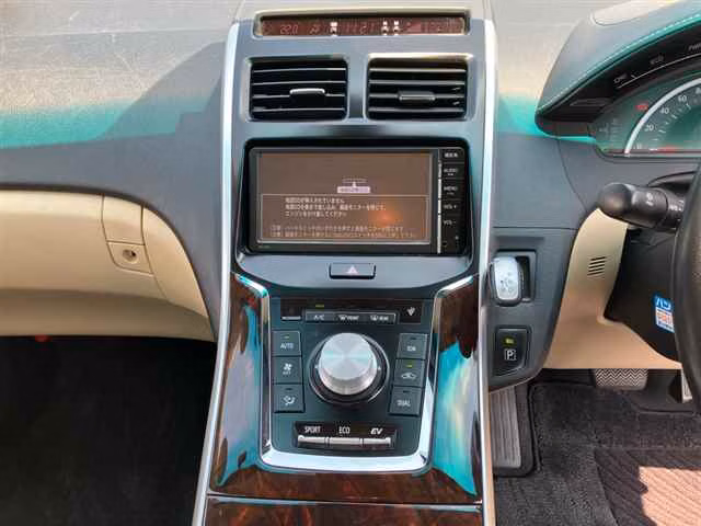 TOYOTA SAI