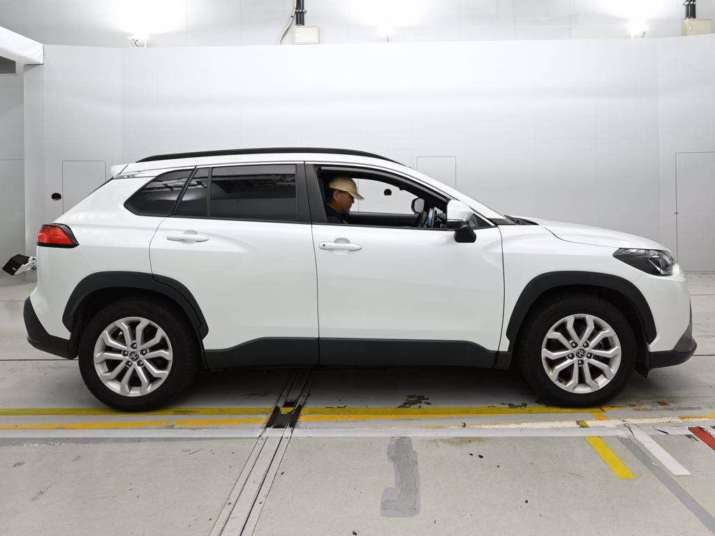 TOYOTA COROLLA CROSS