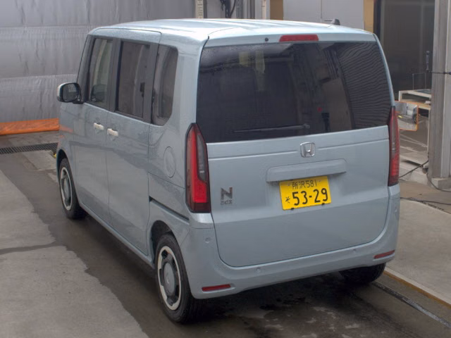 HONDA N-BOX