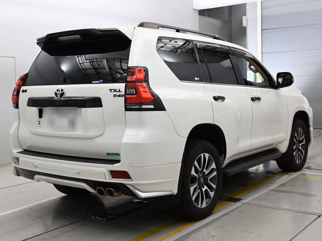 TOYOTA LAND CRUISER PRADO