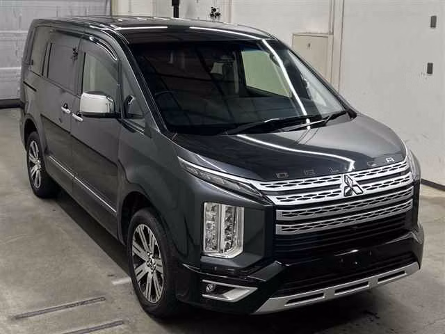 MITSUBISHI DELICA D:5