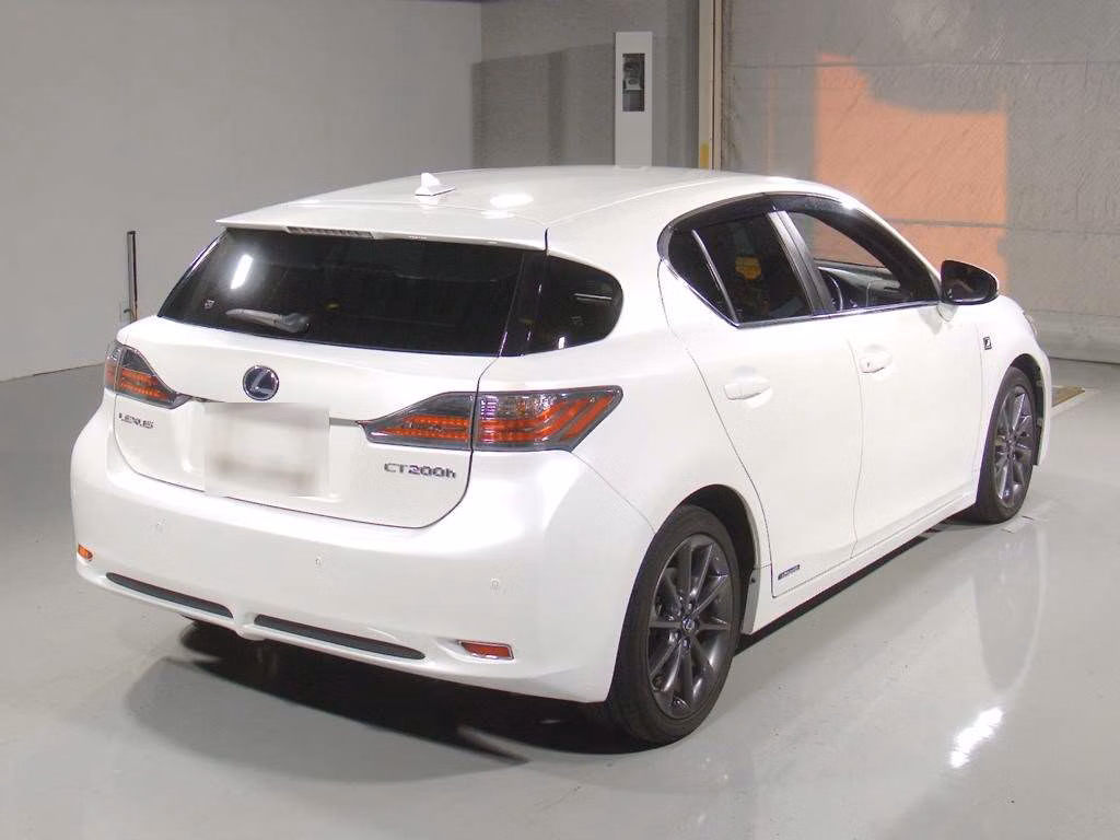 LEXUS CT200H