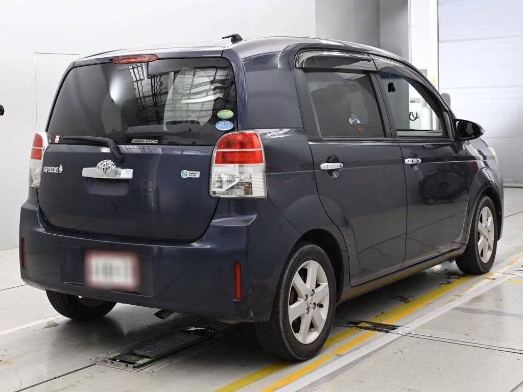 TOYOTA SPADE