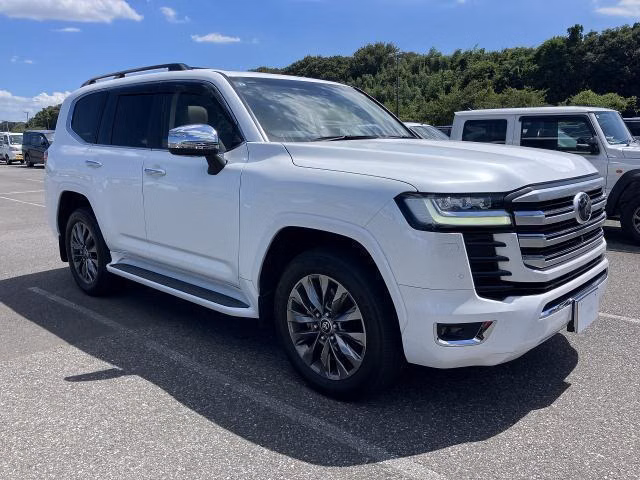 TOYOTA LAND CRUISER