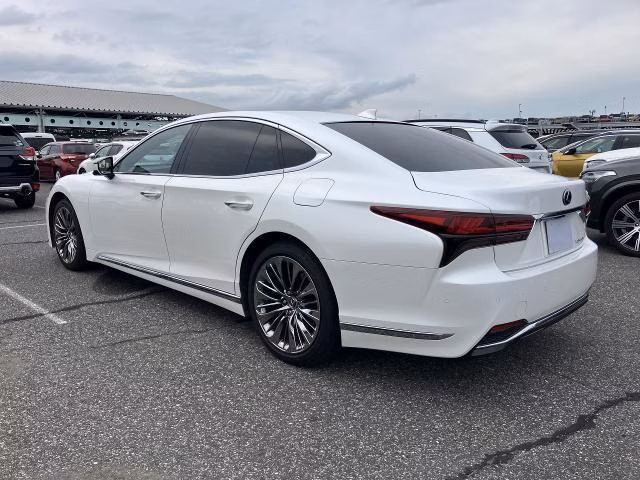 LEXUS LS500H