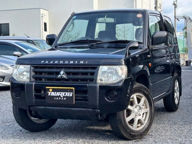 MITSUBISHI PAJERO MINI