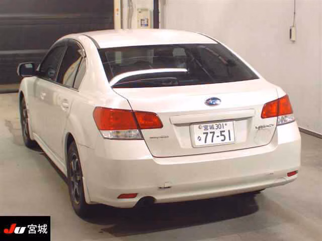 SUBARU LEGACY B4