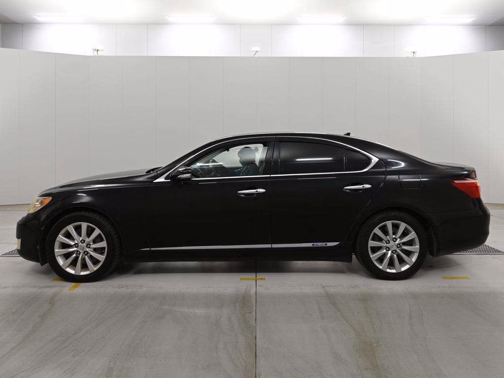 LEXUS LS600H