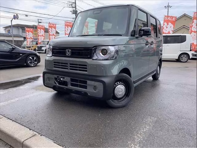 HONDA N-BOX