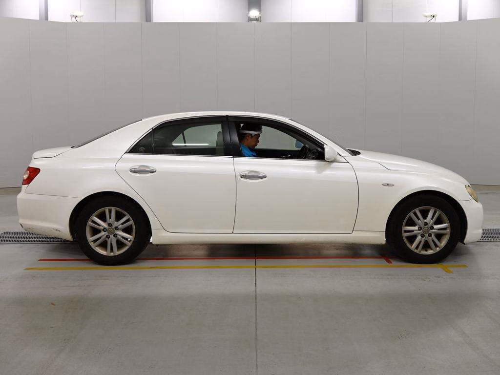 TOYOTA MARK X