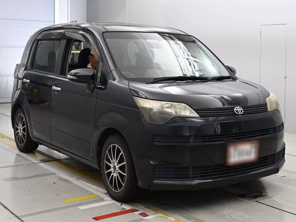 TOYOTA SPADE