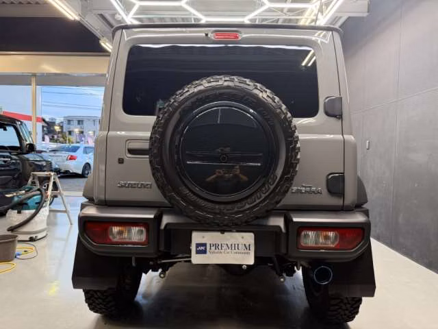 SUZUKI JIMNY SIERRA