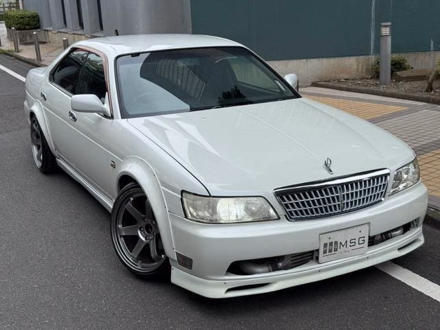 NISSAN LAUREL