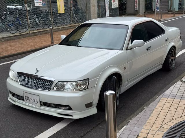 NISSAN LAUREL