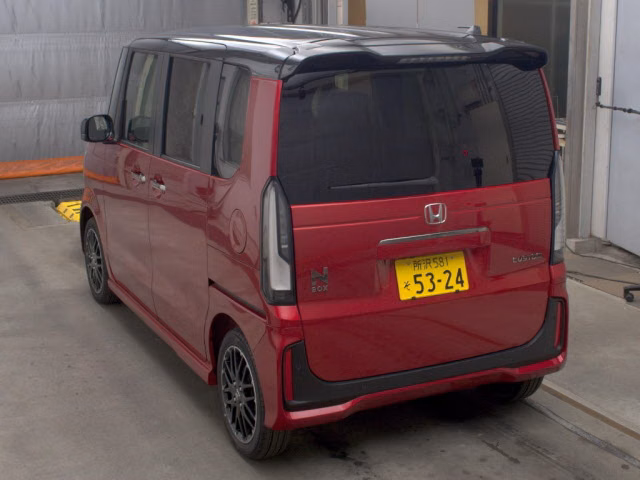 HONDA N-BOX