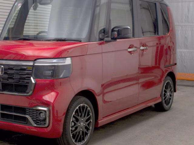 HONDA N-BOX