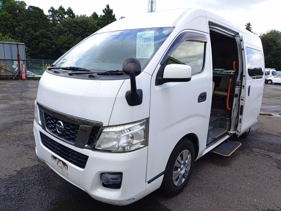 NISSAN NV350 CARAVAN