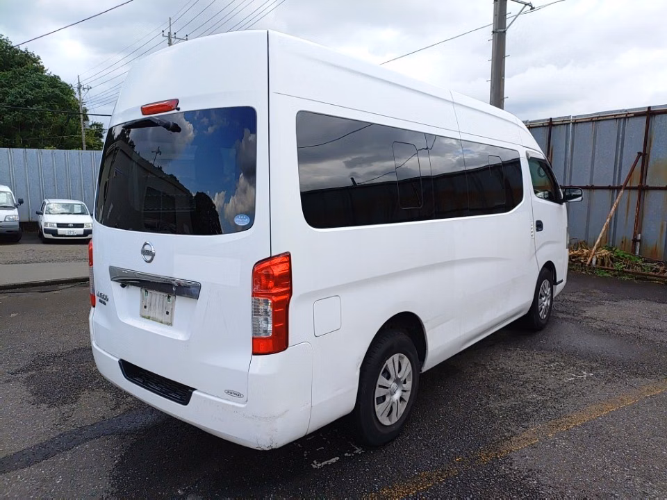 NISSAN NV350 CARAVAN