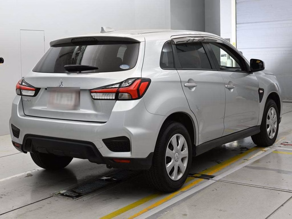 MITSUBISHI RVR