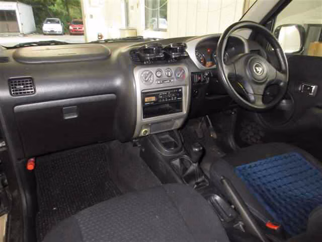 DAIHATSU TERIOS KID