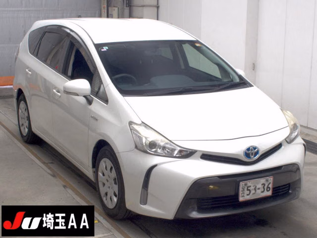 TOYOTA PRIUS ALPHA