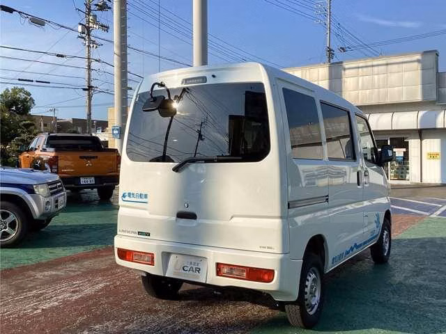 MITSUBISHI MINICAB MIEV