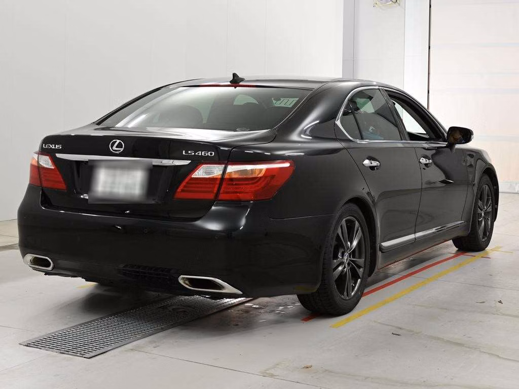 LEXUS LS460