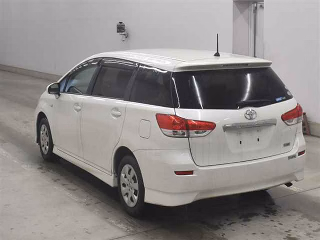 TOYOTA WISH