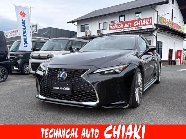 LEXUS IS300H