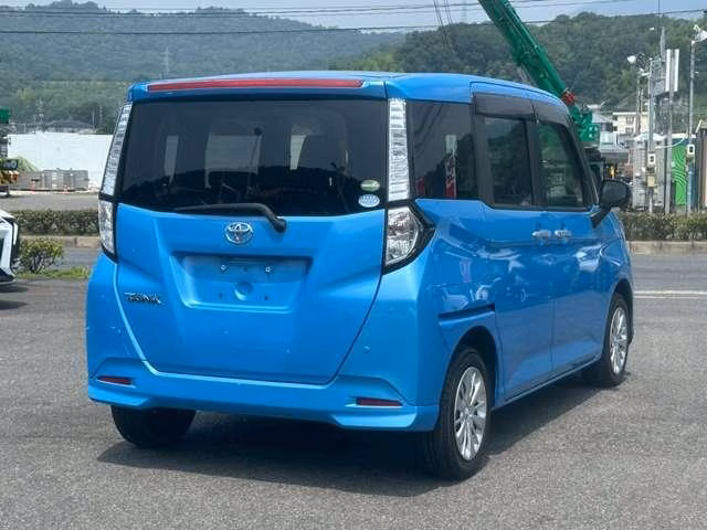 TOYOTA TANK