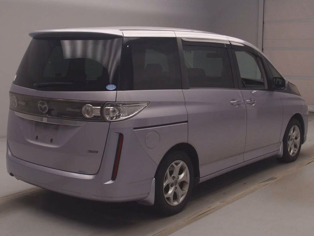 MAZDA BIANTE