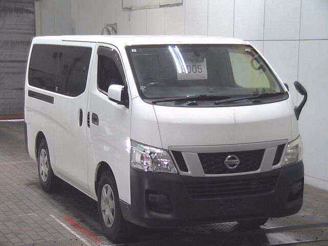 NISSAN NV350 CARAVAN