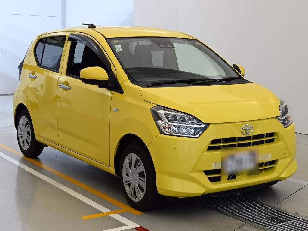 TOYOTA PIXIS EPOCH